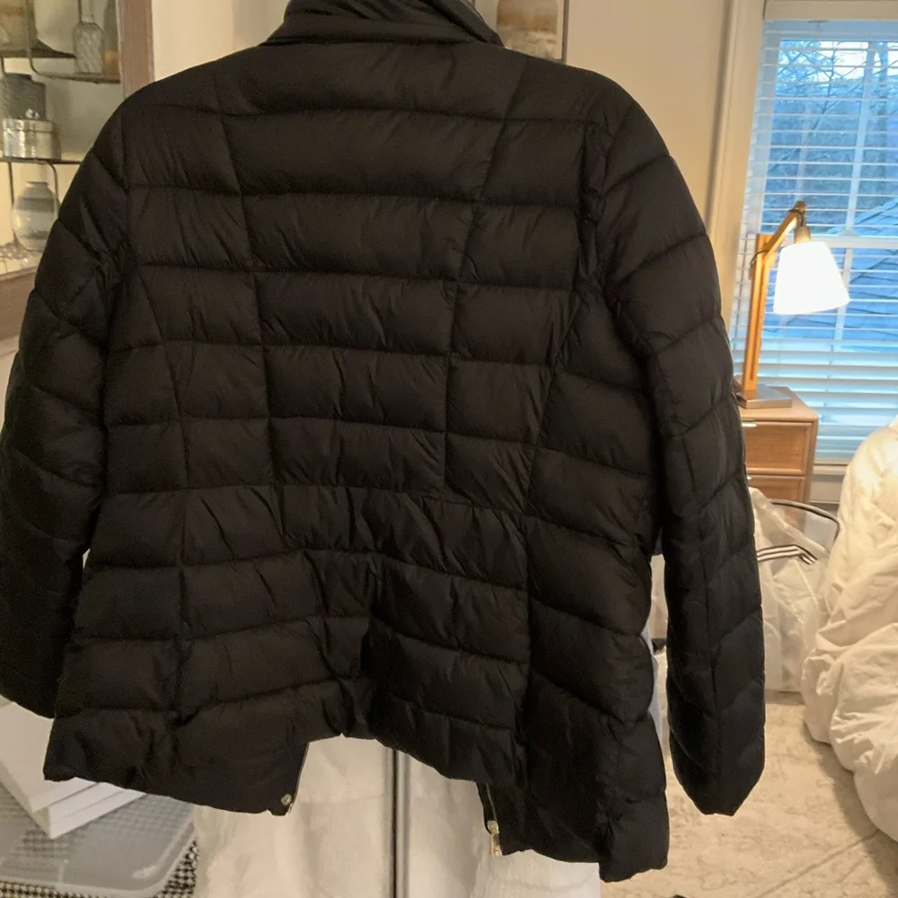 MICHAEL Michael Kors Black Puffer Jacket - Picture 3 of 3